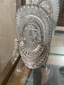 Viking-Glass-Native-American-Chief-Sculpture-Bookend-second-image