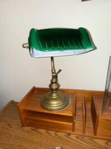 Vintage-Bankers-Lamp-with-Green-Glass-Shade-second-image