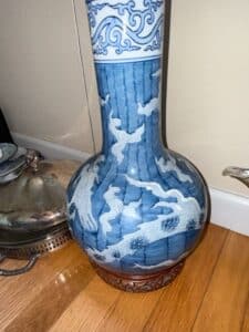 Vintage-Blue-and-White-Dragon-Vase-with-Wooden-Stand-second-image