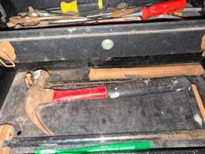 Vintage-Craftsman-Rally-Box-Metal-Toolbox-with-Assorted-Tools-third-image