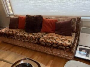 Vintage-Grandma-Couch-Floral-Sofa