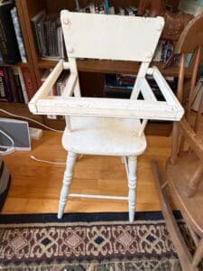 Vintage-Wooden-High-Chair