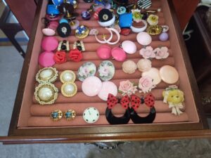 Assorted-Costume-Jewelry-Collection