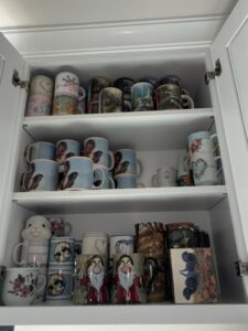 Assorted-Vintage-Glassware-and-Ceramic-Mugs-second-image