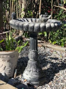 Cast-Stone-Bird-Bath-with-Bird-Figurines