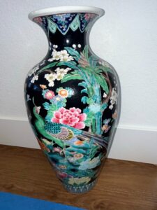 Chinese-Famille-Noire-Porcelain-Vase-with-Peacock-and-Floral-Motif