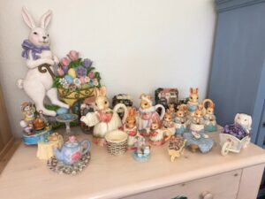 Collection-of-Ceramic-Easter-Bunny-Figurines