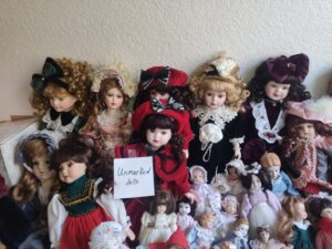 Collection-of-Porcelain-and-Bisque-Dolls-second-image