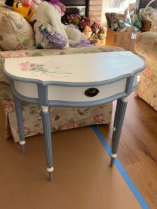 Demi-Lune-Console-Table-with-Floral-Decal-and-Fluted-Legs