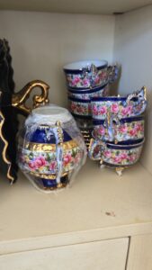 Limoges-Cobalt-Blue-Floral-Teacups-and-Saucers