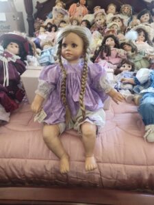 Lloyd-Middleton-Montgomery-Doll-second-image
