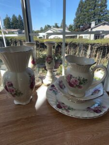 Maryleigh-Pottery-Rose-Pattern-Pitcher-Vase-and-Candlestick-Set