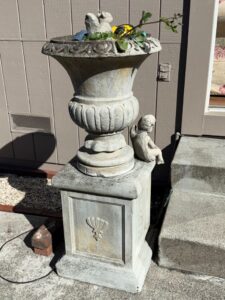Neoclassical-Cherub-Garden-Urn-with-Fluted-Pedestal