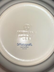 Pfaltzgraff-Tea-Rose-Dinnerware-Set-second-image