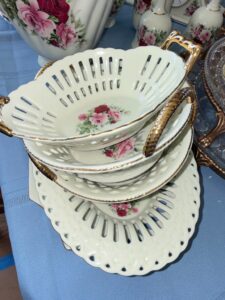 Porcelain-Victorian-Rose-Lattice-Edge-Fruit-Bowl-Set-with-Gold-Handles-by-Formalities-by-Baum-Bros