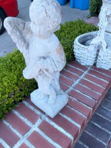 Vintage-Cast-Stone-Cherub-Garden-Statue