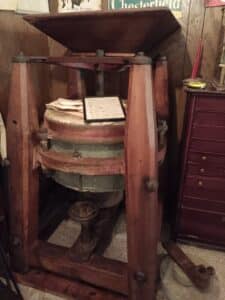 Fountain City Favorites Blue Moon Estate Sale