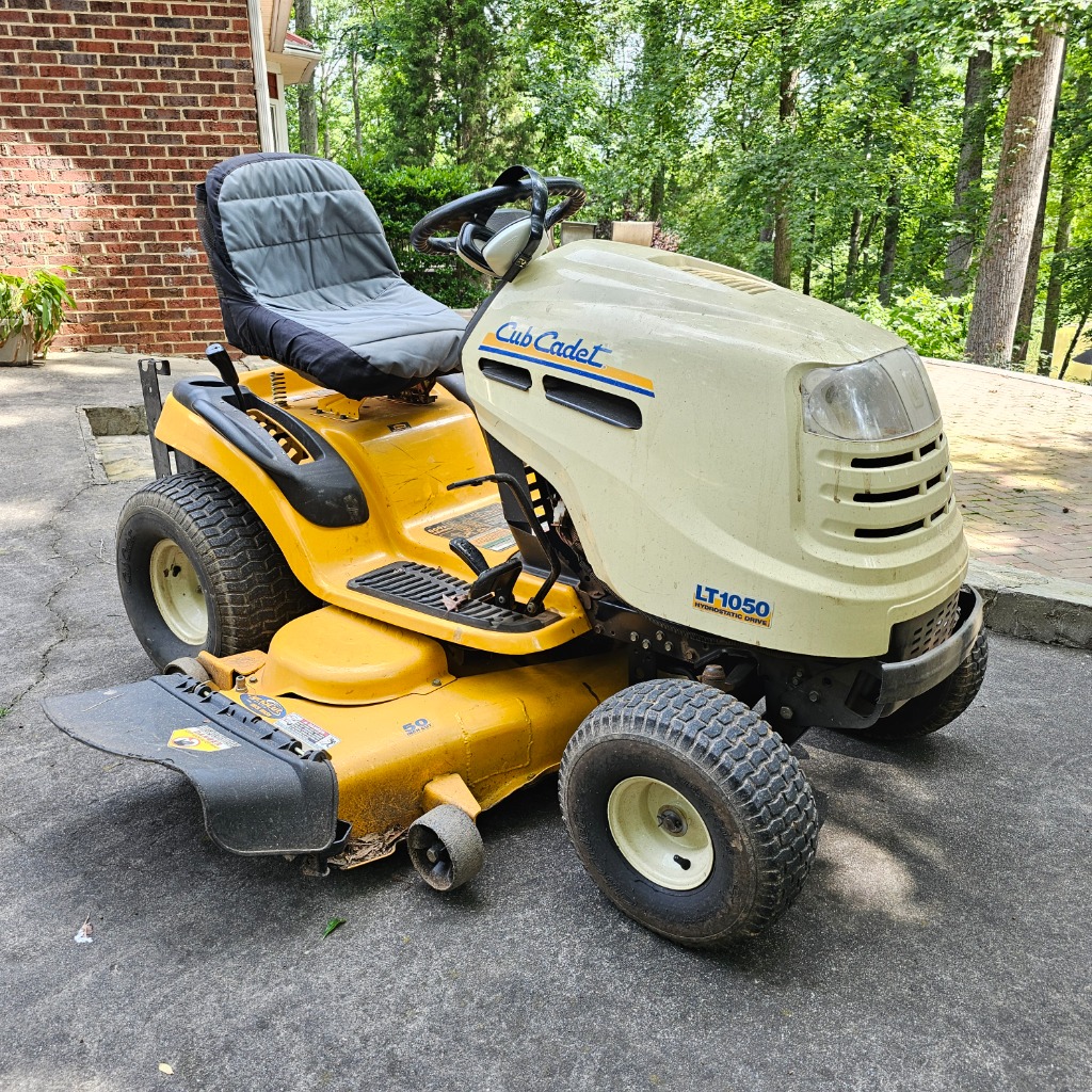 GREAT BLUE MOON ESTATE SALE IN SPARTANBURG