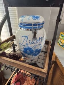 Biscotti-Ceramic-Jar-with-Blue-Floral-Design