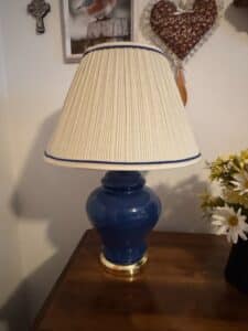 Blue-Ceramic-Ginger-Jar-Table-Lamp-with-Pleated-Shade