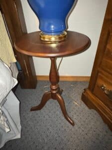 Bombay-Company-Round-Pedestal-Side-Table