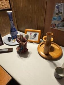 Figurine-of-an-Angel-Playing-a-Lute