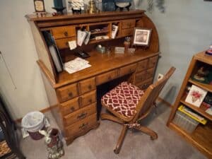 Solid-Oak-Roll-Top-Desk-with-Matching-Chair