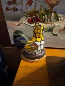 Tiffany-Style-Stained-Glass-Rooster-Lamp