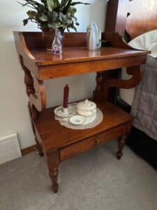 Victorian-Walnut-Washstand-with-Drawer