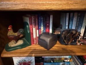 Vintage-Cast-Iron-Rooster-Bookends