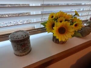 Vintage-Floral-Tin