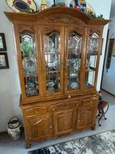 Vintage-Thomasville-Oak-China-Cabinet