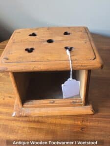 Antique-Wooden-Footwarmer-or-Voetstoof