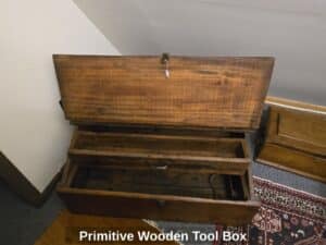 Primitive-Wooden-Tool-Box