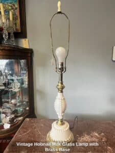 Vintage-Hobnail-Milk-Glass-Lamp-with-Brass-Base