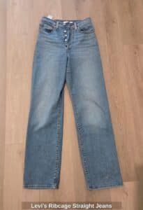 Levis-Ribcage-Straight-Jeans