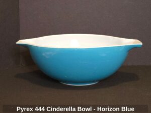 Pyrex-Cinderella-Bowl-Horizon-Blue