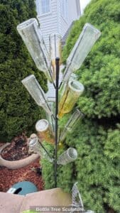 Bottle-Tree-Sculpture