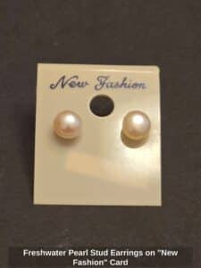 Freshwater-Pearl-Stud-Earrings-on-New-Fashion-Card-Copy
