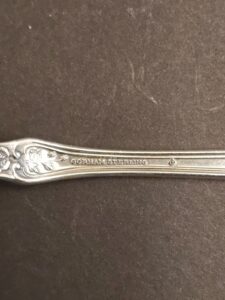 Gorham-Buttercup-Sterling-Silver-Flatware-Set-third-image-Copy