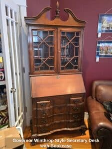 Governor-Winthrop-Style-Secretary-Desk-with-Bookcase