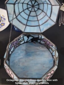 Octagonal-Stained-Glass-Jewelry-Box-with-Spiderweb-and-Floral-Motifs