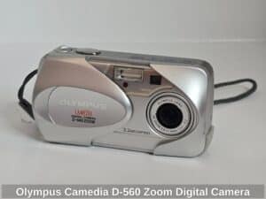 Olympus-Camedia-D-Zoom-Digital-Camera-second-image