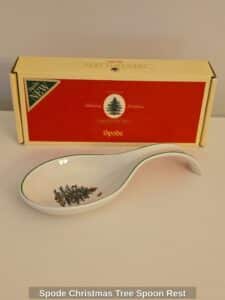 Spode-Christmas-Tree-Spoon-Rest