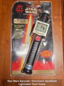 Star-Wars-Episode-I-Electronic-Handheld-Lightsaber-Duel-Game
