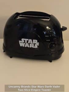 Uncanny-Brands-Star-Wars-Darth-Vader-Two-Slice-Empire-Toaster