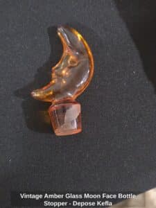 Vintage-Amber-Glass-Moon-Face-Bottle-Stopper-Depose-Kefla