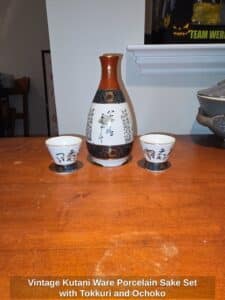 Vintage-Kutani-Ware-Porcelain-Sake-Set-with-Tokkuri-and-Ochoko