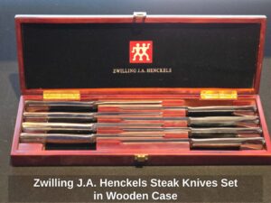 Zwilling-J.A.-Henckels-Steak-Knives-Set-in-Wooden-Case-second-image