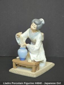 Lladro-Porcelain-Figurine-Japanese-Girl